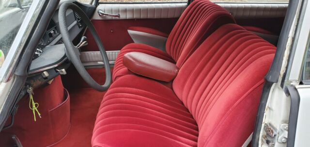 Citroen DS Pallas 1973 image number 32