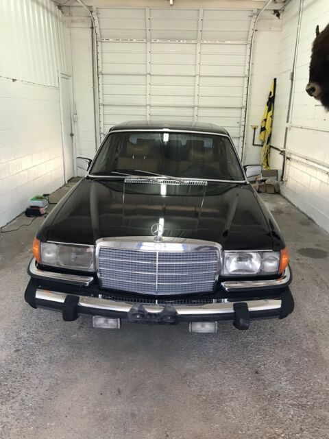 Mercedes-Benz 450SEL 1979 image number 0