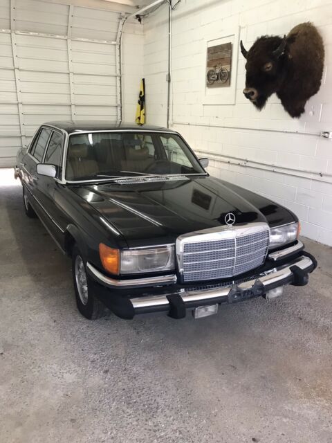 Mercedes-Benz 450SEL 1979 image number 1