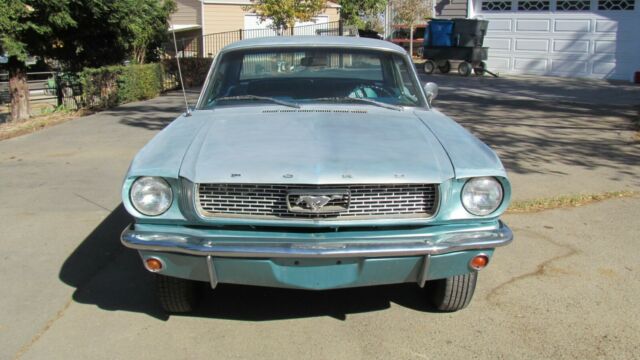 Ford Mustang 1966 image number 24