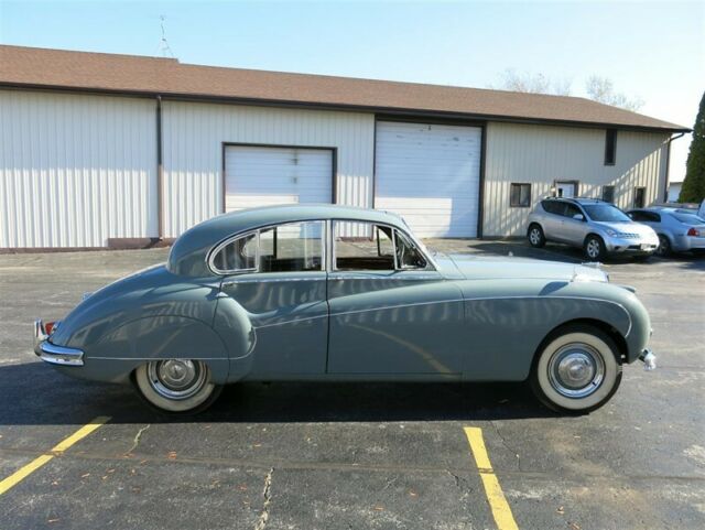 Jaguar Mark IX 1959 image number 12