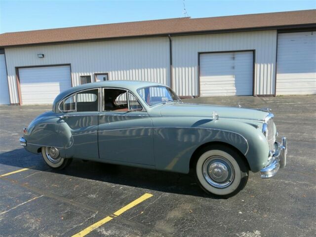Jaguar Mark IX 1959 image number 14