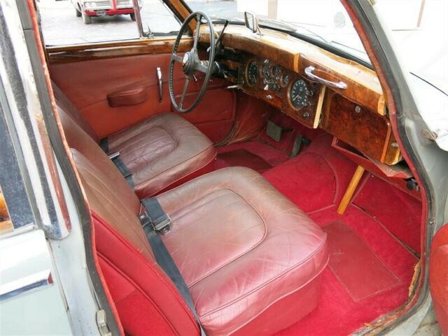 Jaguar Mark IX 1959 image number 23