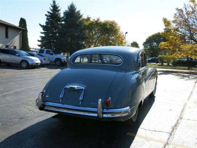 Jaguar Mark IX 1959 image number 8