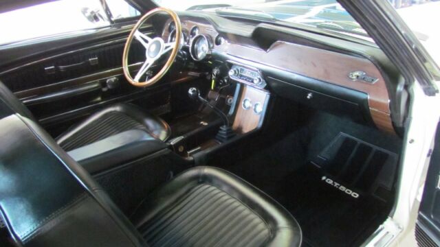 Ford Mustang 1968 image number 29