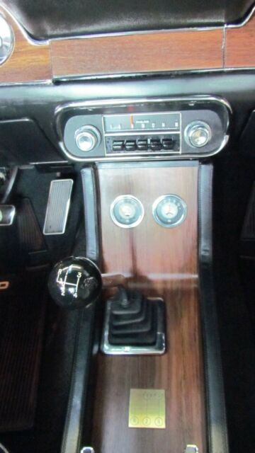 Ford Mustang 1968 image number 32