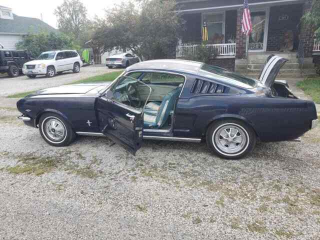 Ford Mustang 1966 image number 16
