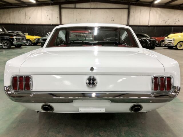Ford Mustang 1965 image number 3