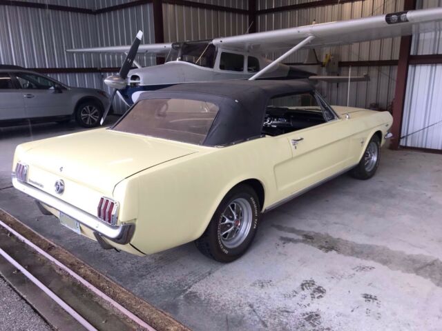Ford Mustang 1965 image number 17