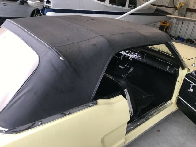 Ford Mustang 1965 image number 18