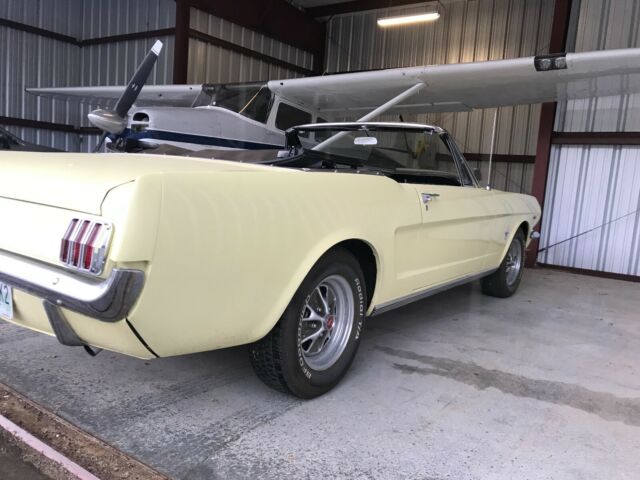 Ford Mustang 1965 image number 30