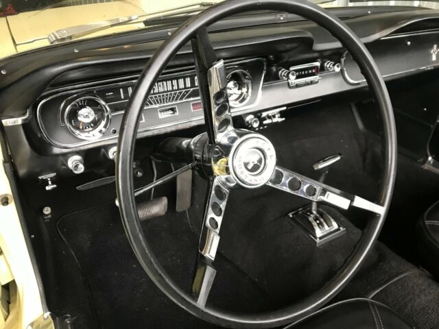 Ford Mustang 1965 image number 34