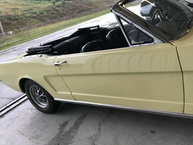 Ford Mustang 1965 image number 6