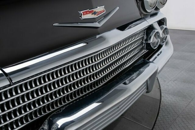 Chevrolet Impala 1958 image number 18