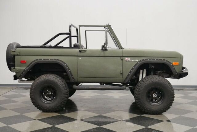Ford Bronco 1973 image number 15