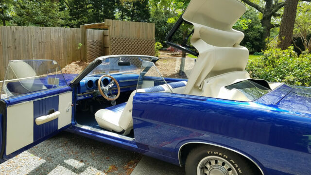 Ford Fairlane 1968 image number 14