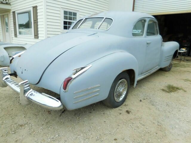 Cadillac Coupe 1941 image number 28