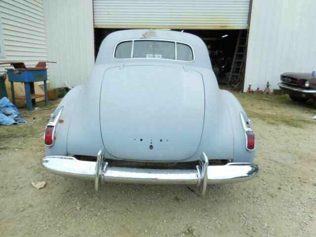 Cadillac Coupe 1941 image number 30