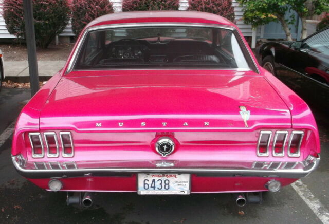Ford Mustang 1967 image number 22