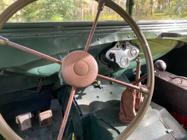 Gaz 67 1946 image number 1