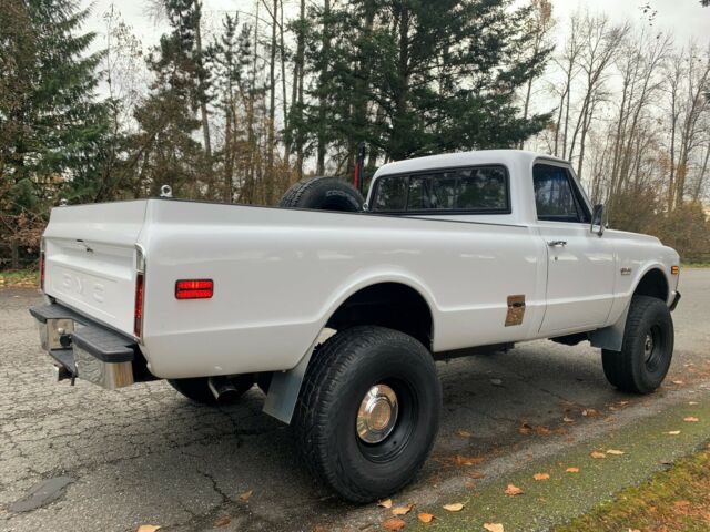 GMC Jimmy 1969 image number 1