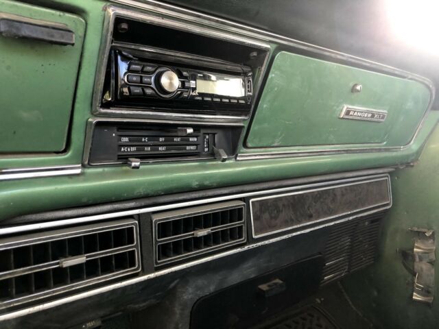Ford F250 1972 image number 29