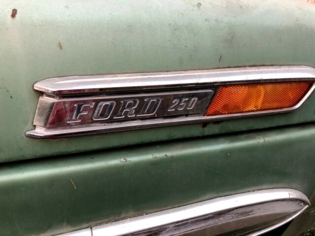 Ford F250 1972 image number 7