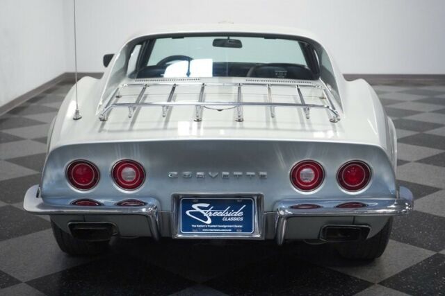 Chevrolet Corvette 1970 image number 11