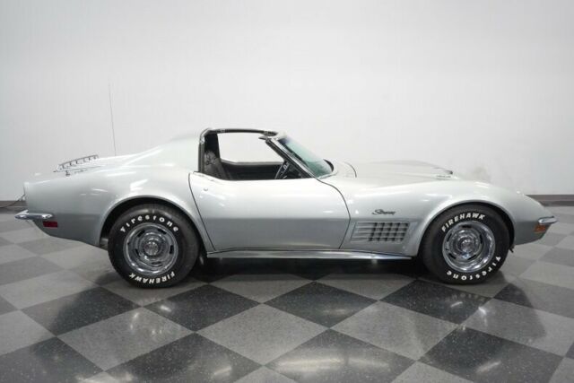 Chevrolet Corvette 1970 image number 15