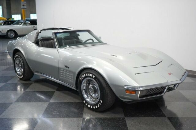 Chevrolet Corvette 1970 image number 17