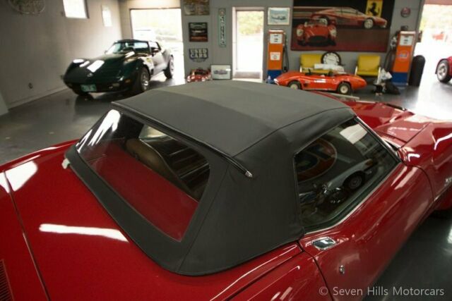 Chevrolet Corvette 1972 image number 16