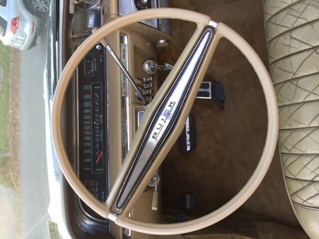 Buick Electra 1962 image number 4