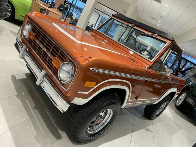 Ford Bronco 1973 image number 25