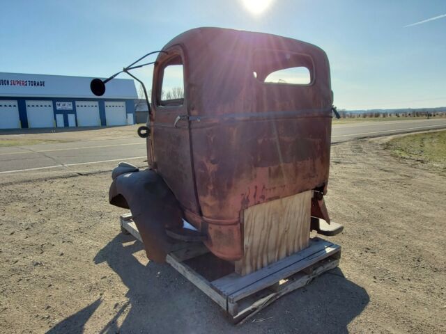 Chevrolet Chevy 1946 image number 11