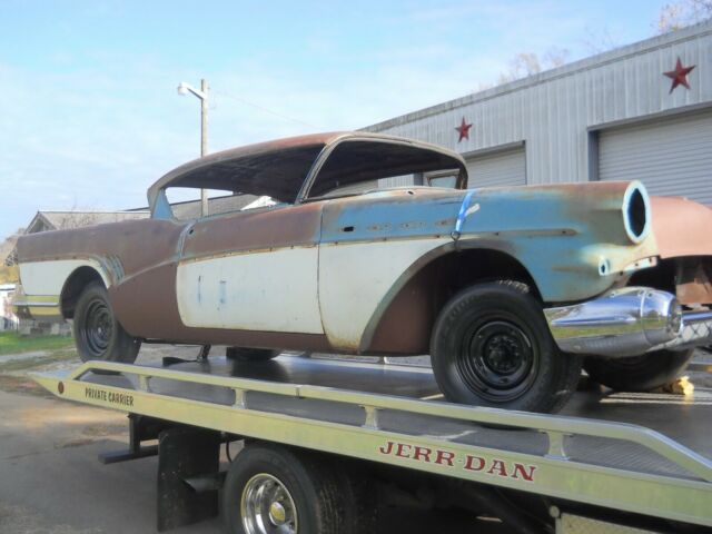 BUICK ROADMASTER 1957 image number 1