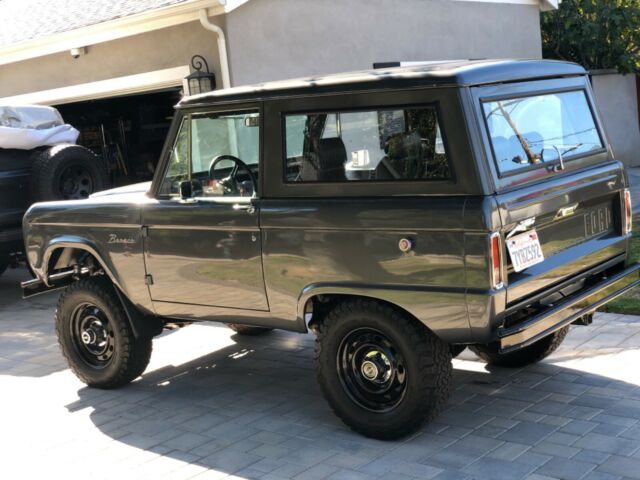 Ford Bronco 1968 image number 2