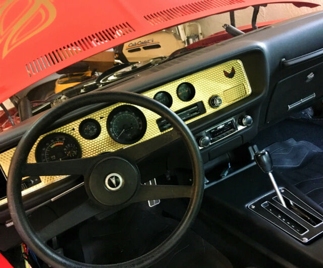 Pontiac Firebird 1975 image number 13