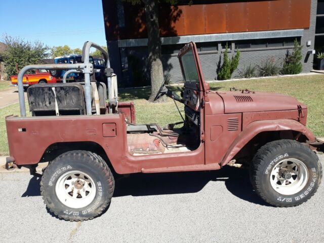 Toyota Land Cruiser 1979 image number 2