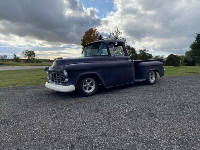 Chevrolet Pickup 1955 image number 2