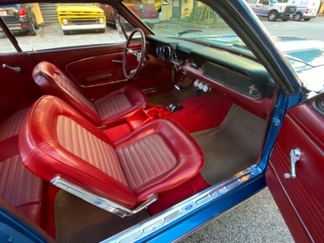 Ford Mustang 1966 image number 12