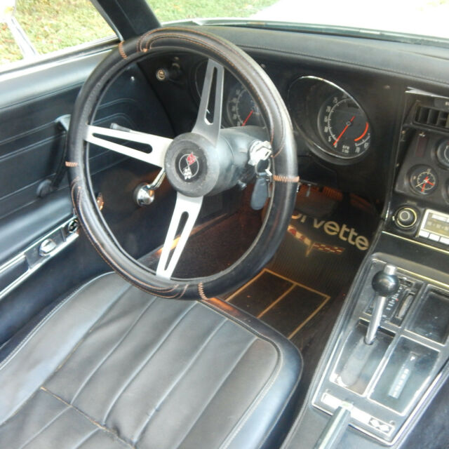 Chevrolet Corvette 1972 image number 28