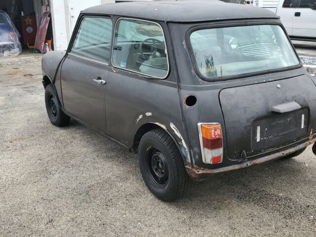 Austin Mini 1971 image number 3