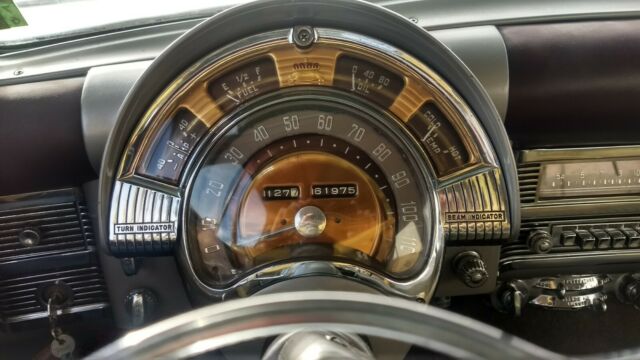 Chrysler C48 1950 image number 27