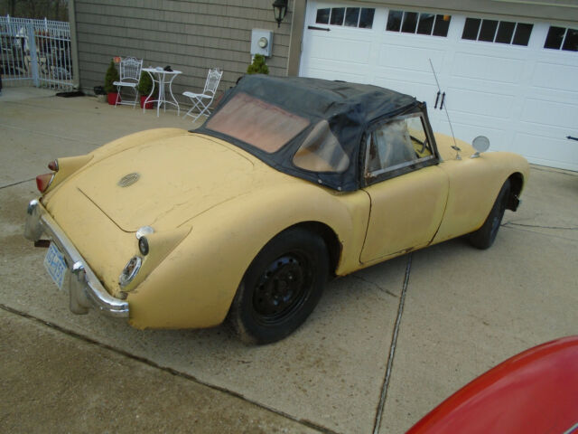 MG MGA 1960 image number 4