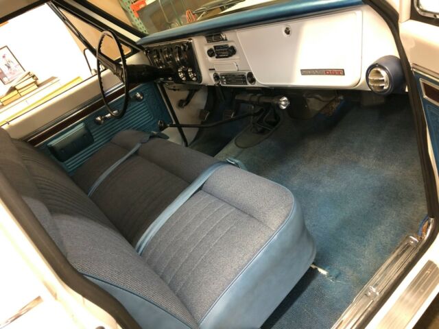 Chevrolet C-10 1970 image number 13