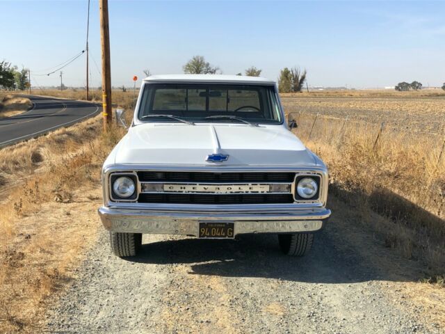 Chevrolet C-10 1970 image number 2