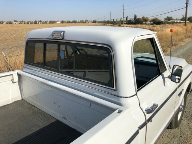 Chevrolet C-10 1970 image number 33