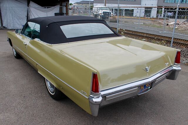 Cadillac DeVille 1969 image number 28