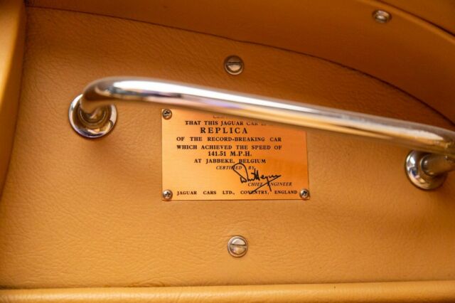 Jaguar XK 1957 image number 18