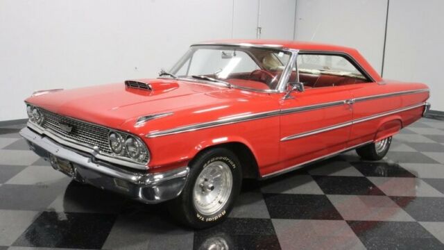 Ford Galaxie 1963 image number 30